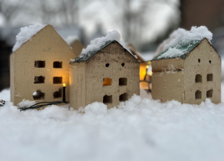 FIJNE FEESTDAGEN EN EEN STEENGOED 2025