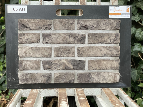 Gevelsteen 65AH